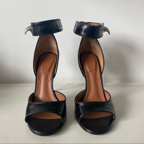 Givenchy Shark Lock Black Eel Print Calf Leather Heel Sandals 37.5 - Picture 3 of 10